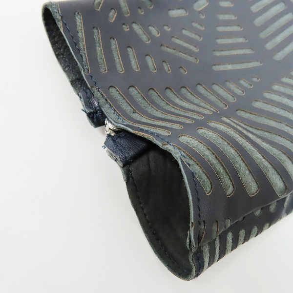 実際に弊社で買取させて頂いた【JPタグ】EMPORIO ARMANI/エンポリオ アルマーニ 総柄デザイン やぎ革/ゴート ジップアップレザー ジャケット/50の画像 5枚目