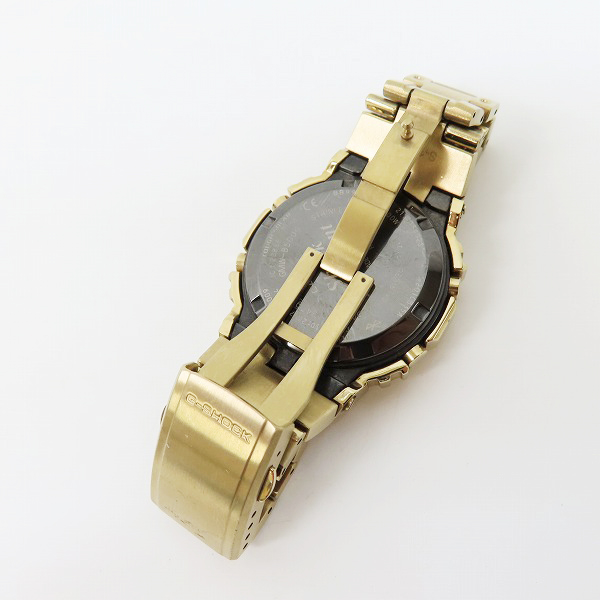 実際に弊社で買取させて頂いたG-SHOCK/Gショック 反転液晶 フルメタル ゴールド ソーラー Bluetooth搭載 腕時計/ウォッチ GMW-B5000GD-9JFの画像 3枚目