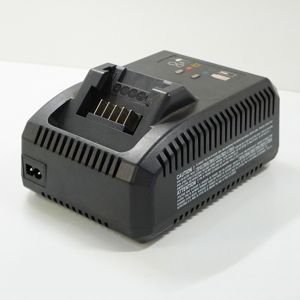 実際に弊社で買取させて頂いたSNAP-ON/スナップオン CTC720 Rev.C 18V バッテリーチャージャー 充電器 動作確認済みの画像 2枚目