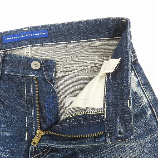 実際に弊社で買取させて頂いたVANQUISH×Fragment Design/ヴァンキッシュ×フラグメントデザイン RIGID REGULAR STRAIGHT デニムパンツ VFP2018/28の画像 3枚目