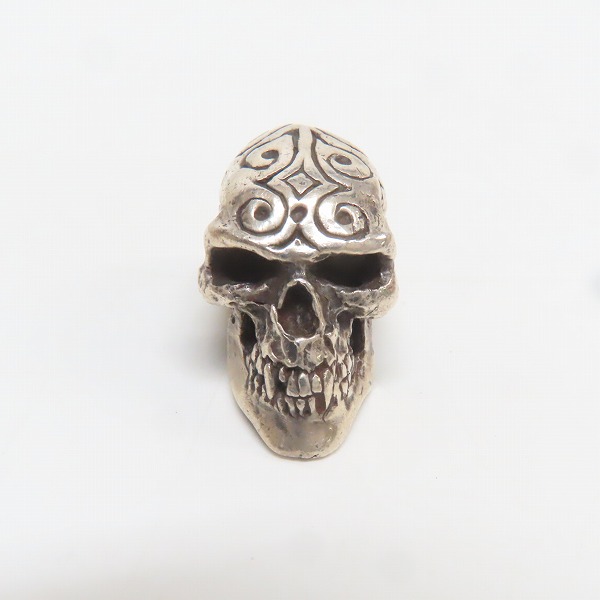 実際に弊社で買取させて頂いたCRAZY PIG/クレイジーピッグ  エングレイブドスカル ペンダントの画像 1枚目