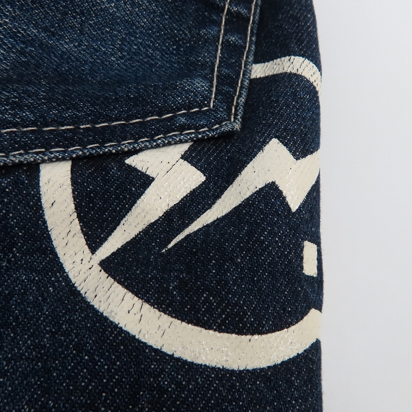 実際に弊社で買取させて頂いたVANQUISH×Fragment Design/ヴァンキッシュ×フラグメントデザイン RIGID REGULAR STRAIGHT デニムパンツ VFP2018/28の画像 8枚目