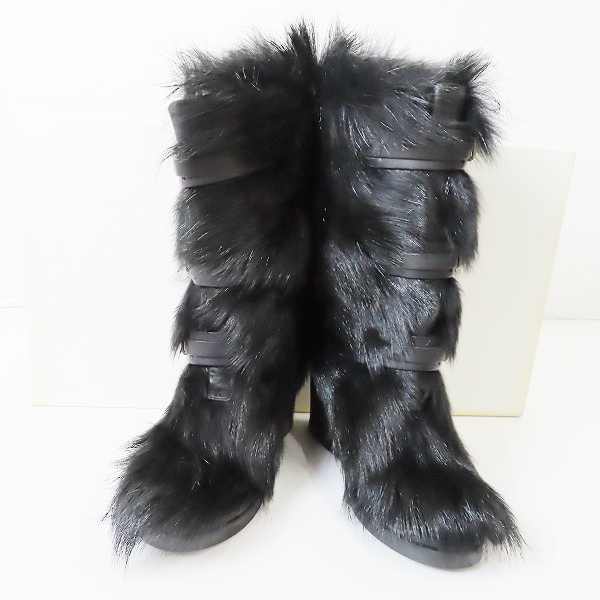 実際に弊社で買取させて頂いたCELINE/セリーヌ ファー ベルト ウェッジ ヒール ブーツ/37.5