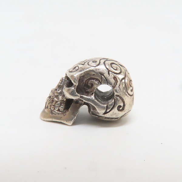 実際に弊社で買取させて頂いたCRAZY PIG/クレイジーピッグ  エングレイブドスカル ペンダントの画像 2枚目