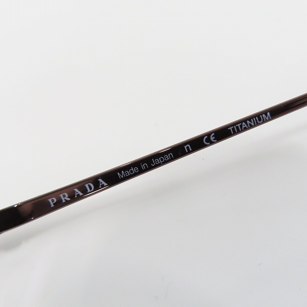 実際に弊社で買取させて頂いたPRADA/プラダ 度入り メガネフレーム/アイウェア VPR65X-Dの画像 6枚目