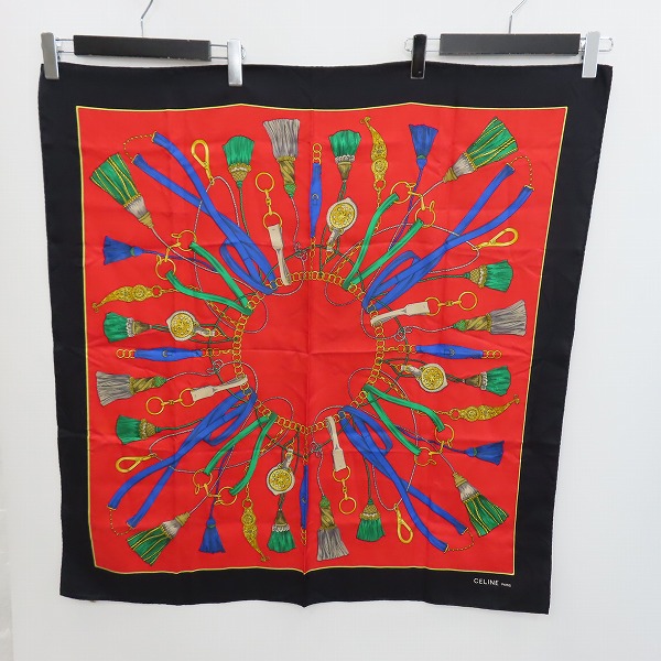 実際に弊社で買取させて頂いたCELINE/セリーヌ チェーン フリンジ柄 シルク スカーフ/ストール