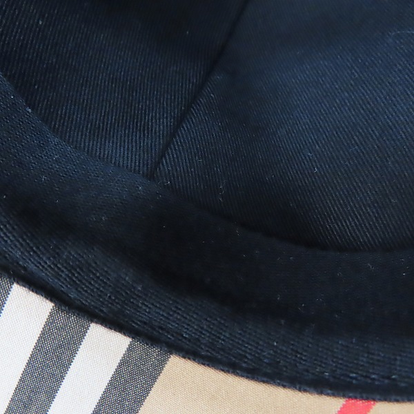実際に弊社で買取させて頂いたBURBERRY/バーバリー ストライプ TBロゴ ベースボールキャップ 8026924/Mの画像 7枚目