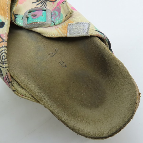 実際に弊社で買取させて頂いたSTUSSY x Birkenstock TATAMI/ステューシー× ビルケンシュトック× タタミ コラボ 25周年 記念 サンダル/40の画像 4枚目
