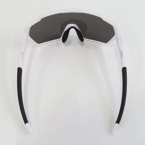 実際に弊社で買取させて頂いたSMITH/スミス Shift MAG Matte White 6HT 3CW スポーツサングラス スペアレンズ付きの画像 3枚目
