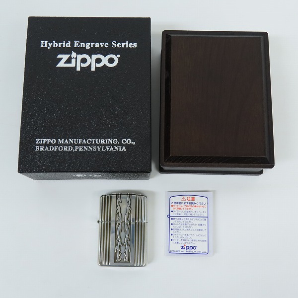 実際に弊社で買取させて頂いたZIPPO/ジッポー ARMOR CASE/アーマーケース トライバルシングルライン 3面連続深掘り特殊加工 2005年製の画像 8枚目