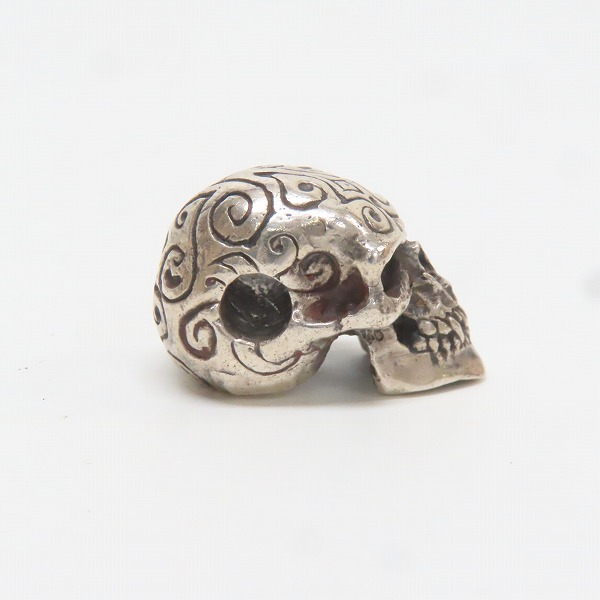 実際に弊社で買取させて頂いたCRAZY PIG/クレイジーピッグ  エングレイブドスカル ペンダントの画像 4枚目