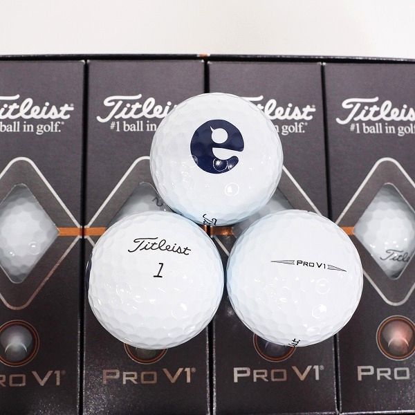 実際に弊社で買取させて頂いた 【未使用/オウンネーム】Titleist/タイトリスト PRO V1 ゴルフボール ホワイト 2ダースの画像 1枚目
