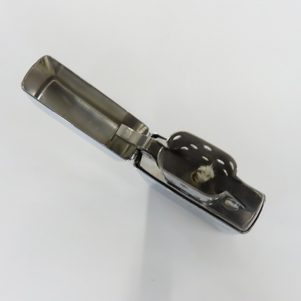 実際に弊社で買取させて頂いたZIPPO/ジッポー ハーレーダビッドソン カフェ プリント 1998年製の画像 4枚目