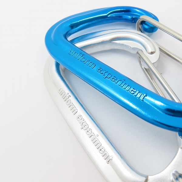 実際に弊社で買取させて頂いたuniform experiment×Fragment Design/ユニフォームエクスペリメント×フラグメントデザイン カラビナ/キーホルダー 3点セットの画像 2枚目