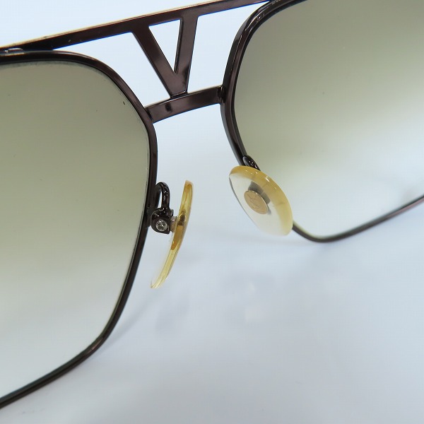 実際に弊社で買取させて頂いたYSL/Yves Saint Laurent/イヴサンローラン ヴィンテージ サングラス/アイウェア 31 0101の画像 4枚目