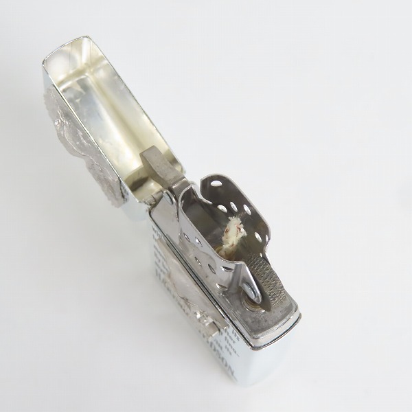 実際に弊社で買取させて頂いたZIPPO/ジッポー ハーレーダビッドソン キーホルダー/デスクトップホルダー付 96年製の画像 4枚目