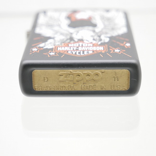 実際に弊社で買取させて頂いたZIPPO/ジッポー HARLEY DAVIDSON/ハーレーダビッドソン ブラックマット アメリカンイーグル 2011年製の画像 3枚目