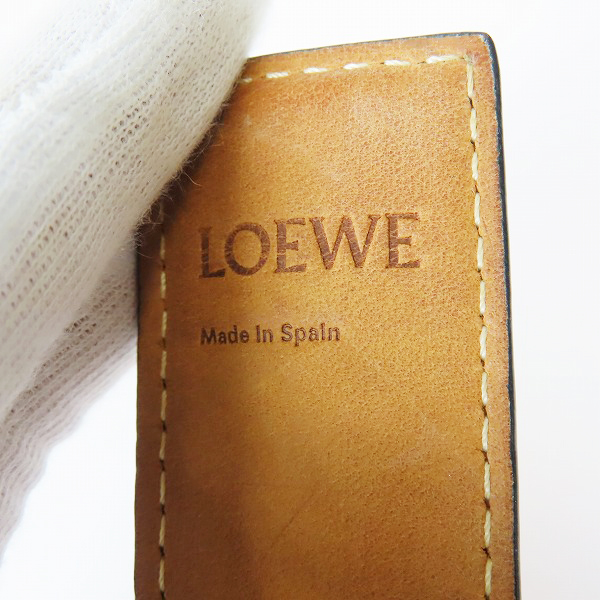 実際に弊社で買取させて頂いたLOEWE/ロエベ SMALL SLAP BRACELET スモールスラップレザーブレスレットの画像 2枚目