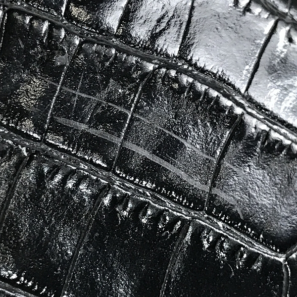 実際に弊社で買取させて頂いたPaul Smith/ポールスミス  クロコ型押し レザー 二つ折り財布の画像 7枚目