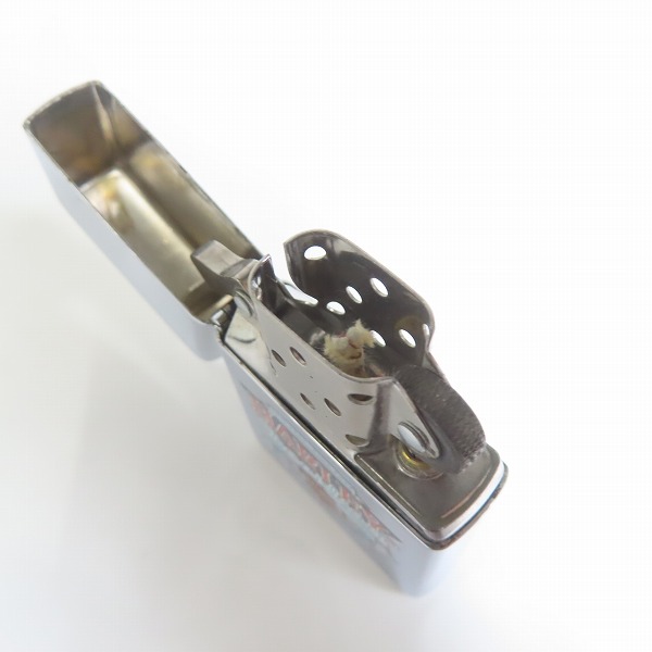 実際に弊社で買取させて頂いたZIPPO/ジッポー HARLEY DAVIDSON/ハーレーダビッドソン 鏡面加工 1999年製の画像 4枚目