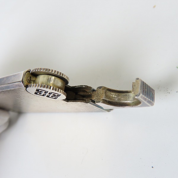 実際に弊社で買取させて頂いたGIVENCHY/ジバンシィロゴ ライターの画像 3枚目