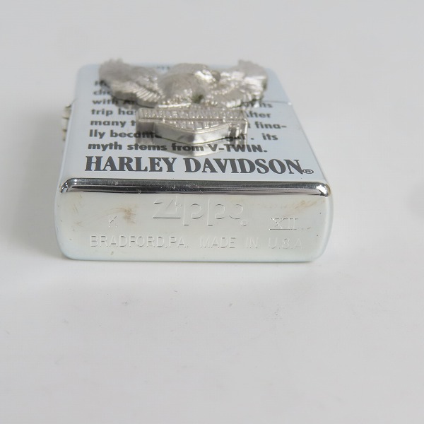 実際に弊社で買取させて頂いたZIPPO/ジッポー ハーレーダビッドソン キーホルダー/デスクトップホルダー付 96年製の画像 2枚目