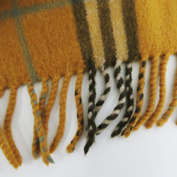 実際に弊社で買取させて頂いたBurberrys/バーバリーズ チェック柄 カシミヤ ウールマフラーの画像 3枚目