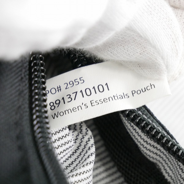実際に弊社で買取させて頂いたCarhartt/カーハート Essentials Pouch エッセンシャルズ ポーチ 8913710101 ブラックの画像 6枚目