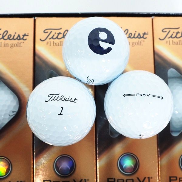 実際に弊社で買取させて頂いた【未使用/オウンネーム】Titleist/タイトリスト PRO V1 ゴルフボール ホワイト 3ダース の画像 1枚目