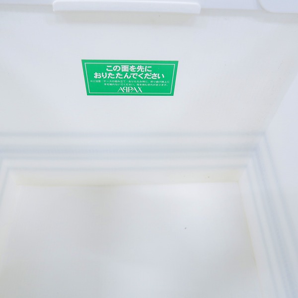 実際に弊社で買取させて頂いたthe POOL aoyama/ザプール青山 DMR STUCKING BOX レコードコンテナボックス WHITE Fragment Design フラグメントデザインの画像 5枚目