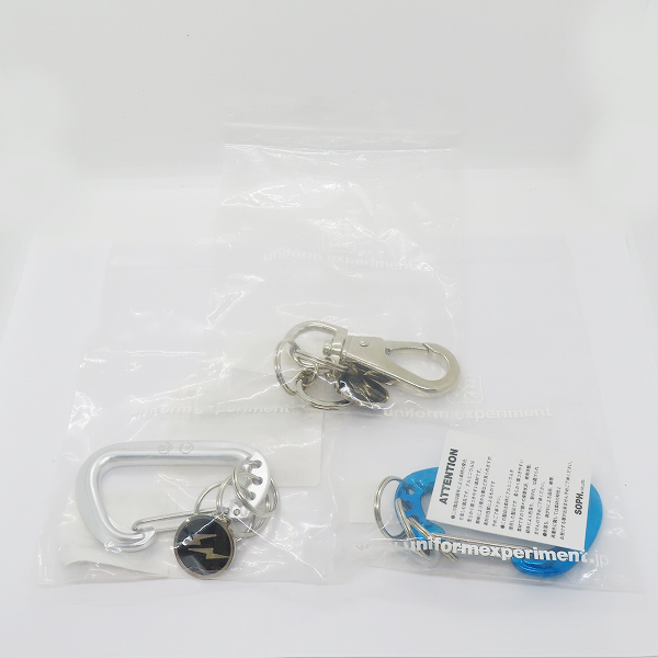 実際に弊社で買取させて頂いたuniform experiment×Fragment Design/ユニフォームエクスペリメント×フラグメントデザイン カラビナ/キーホルダー 3点セットの画像 6枚目