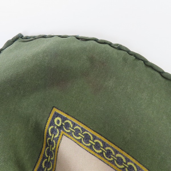 実際に弊社で買取させて頂いたCELINE/セリーヌ SELLERIE 総柄 スカーフ/ストール の画像 3枚目