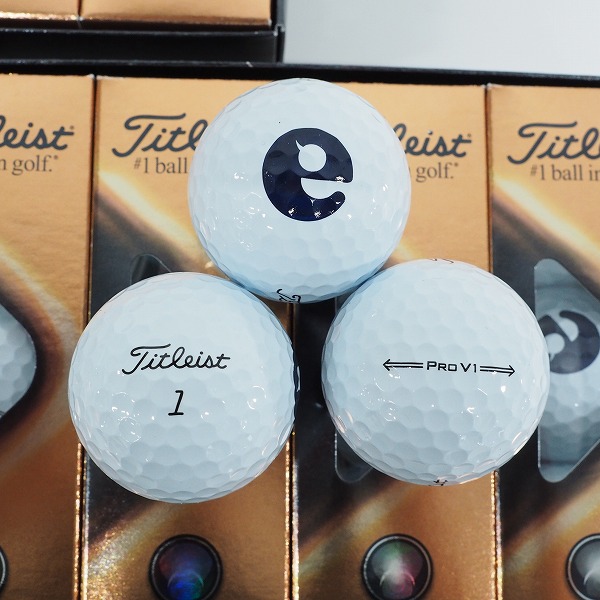 実際に弊社で買取させて頂いた【未使用/オウンネーム】Titleist/タイトリスト PRO V1 ゴルフボール ホワイト 3ダース の画像 1枚目