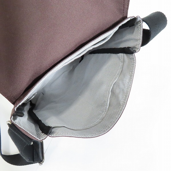 実際に弊社で買取させて頂いたCarhartt/カーハート Legacy Crossbody Bag Wine Handbags B000037760899の画像 4枚目