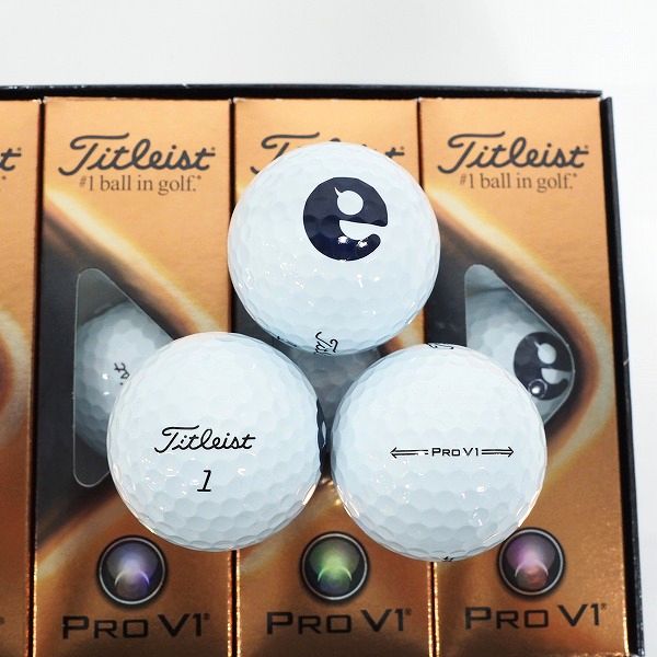 実際に弊社で買取させて頂いた【未使用/オウンネーム】Titleist/タイトリスト PRO V1 ゴルフボール ホワイト 1ダース の画像 1枚目