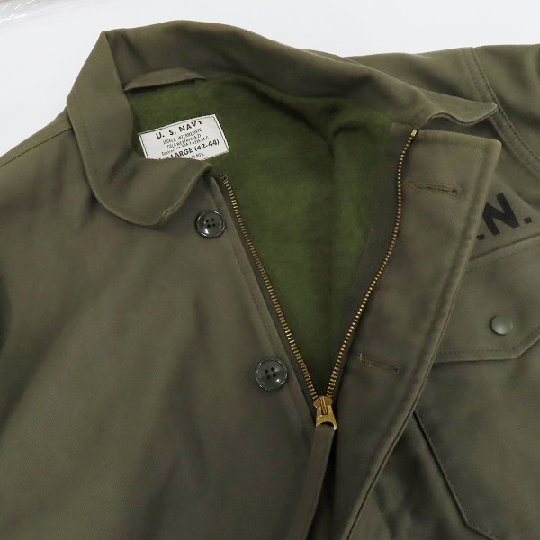 実際に弊社で買取させて頂いたTHE REAL McCOY'S/リアルマッコイズ A-2 デッキジャケット TALONジップ DSA-1-1235-64-C/Lの画像 3枚目