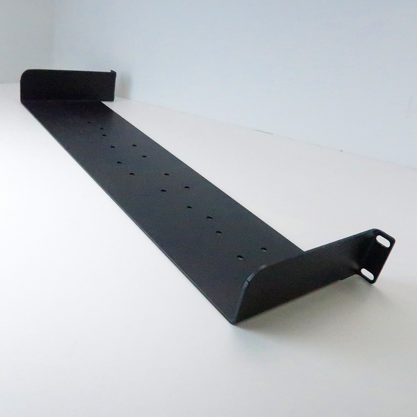 実際に弊社で買取させて頂いた(1)CUSTOM AUDIO JAPAN/カスタムオーディオジャパン RMA1U ハーフラックエフェクター用ラックマウントトレイの画像 2枚目