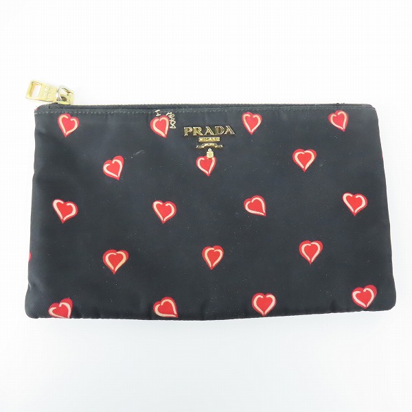 実際に弊社で買取させて頂いたPRADA/プラダ ロゴプレート ナイロン ハード柄ミニポーチ