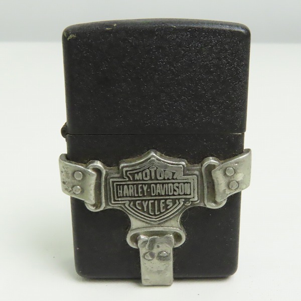 実際に弊社で買取させて頂いたZIPPO/ジッポー HARLEYDAVIDSON/ハーレーダビッドソン ハーネス メタル貼り 1998年製