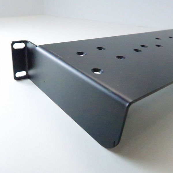 実際に弊社で買取させて頂いた(1)CUSTOM AUDIO JAPAN/カスタムオーディオジャパン RMA1U ハーフラックエフェクター用ラックマウントトレイの画像 7枚目