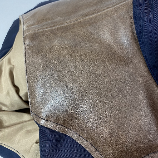 実際に弊社で買取させて頂いたSUGAR CANE/シュガーケーン レザー切替 ダウンベスト SC11597/Mの画像 5枚目