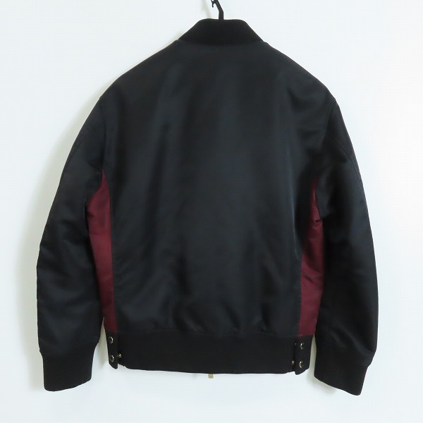 実際に弊社で買取させて頂いた【JPタグ】HUGO BOSS/ヒューゴボス Regular-Fit Jacket With Contrast Side Panels 中綿ジャケット 10221864 01/46の画像 1枚目