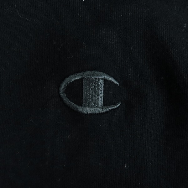 実際に弊社で買取させて頂いたChampion/チャンピオン ジップアップパーカー ブラック XLの画像 3枚目