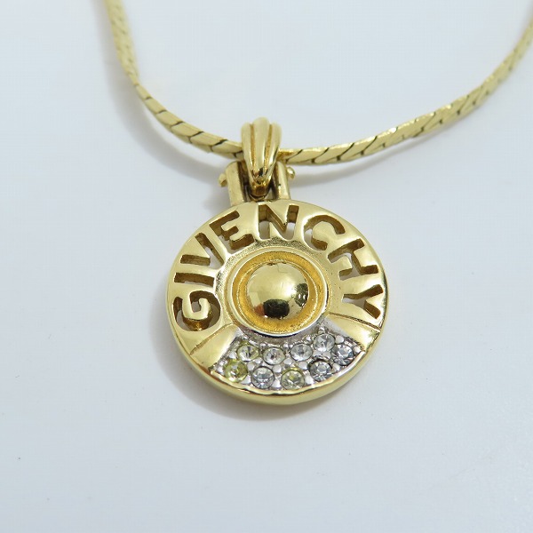 実際に弊社で買取させて頂いたGIVENCHY/ジバンシィ ロゴ ラインストーン ネックレス ゴールドの画像 1枚目