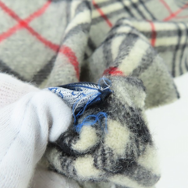 実際に弊社で買取させて頂いたBurberrys/バーバリーズ チェック ウールマフラーの画像 3枚目