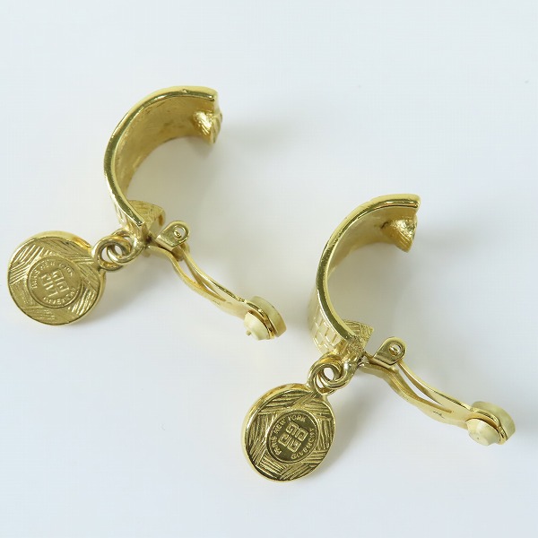 実際に弊社で買取させて頂いたGIVENCHY/ジバンシィ 4Gロゴ/フェイクパール イヤリングの画像 4枚目