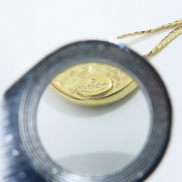 実際に弊社で買取させて頂いたGIVENCHY/ジバンシィ ロゴ ラインストーン ネックレス ゴールドの画像 6枚目