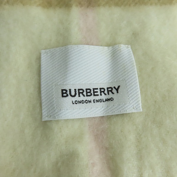 実際に弊社で買取させて頂いたBURBERRY/バーバリー TBロゴ フリンジ マフラー 8045451 の画像 5枚目