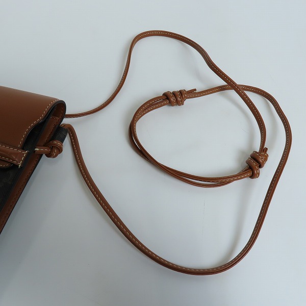 実際に弊社で買取させて頂いたCELINE/セリーヌ マカダム柄 フォンポーチの画像 8枚目