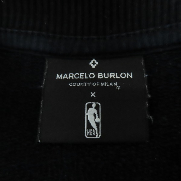 実際に弊社で買取させて頂いたMARCELO BURLON/マルセロバーロン CHICAGO BULLS NBA トレーナー ネイビー/XLの画像 2枚目